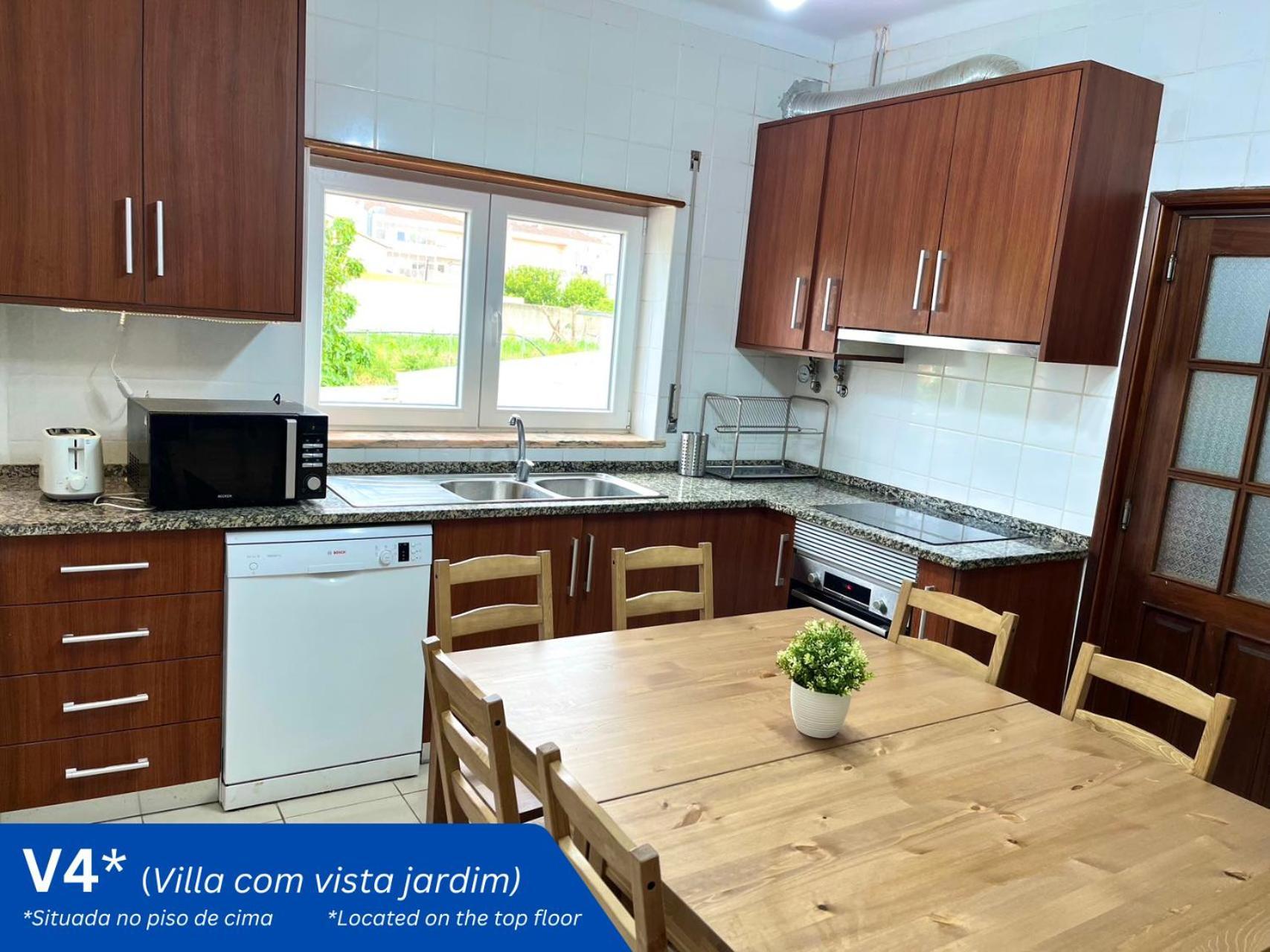 W.H.House Lägenhet Atouguia Da Baleia Exteriör bild